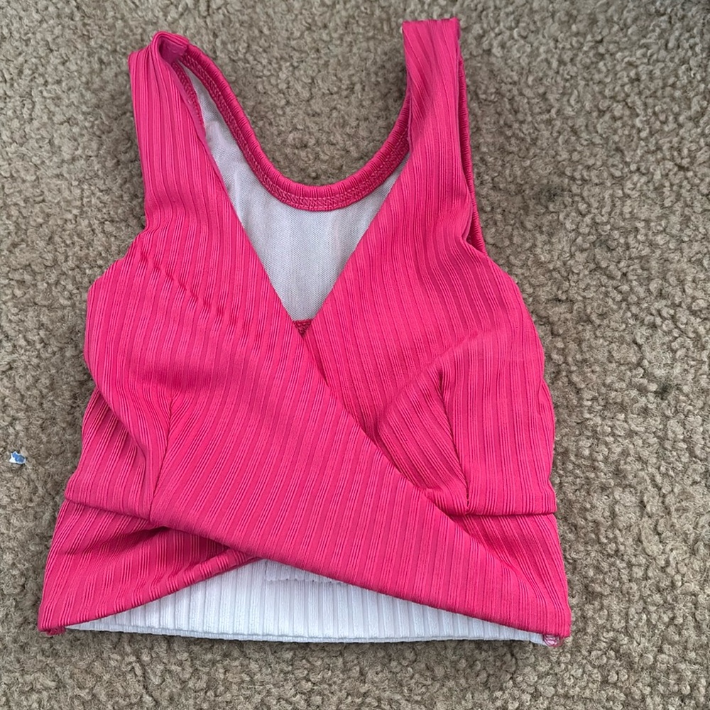 FIVE DANCEWEAR
FIVE THE LABEL
hot pink criss cross bra YM